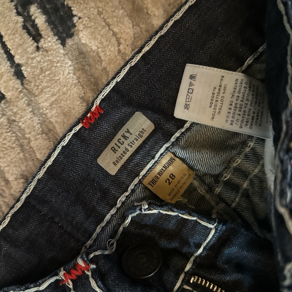 True Religion Dark Blue Jeans with White and Red Stitching Vamps - Picture 2 of 4